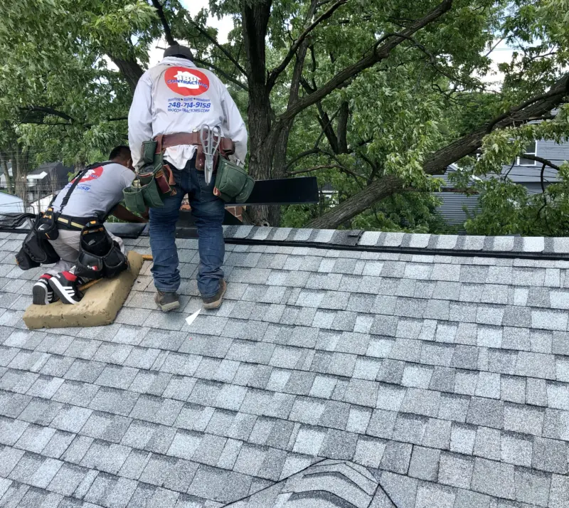 180 Contractors Roof Maintenance